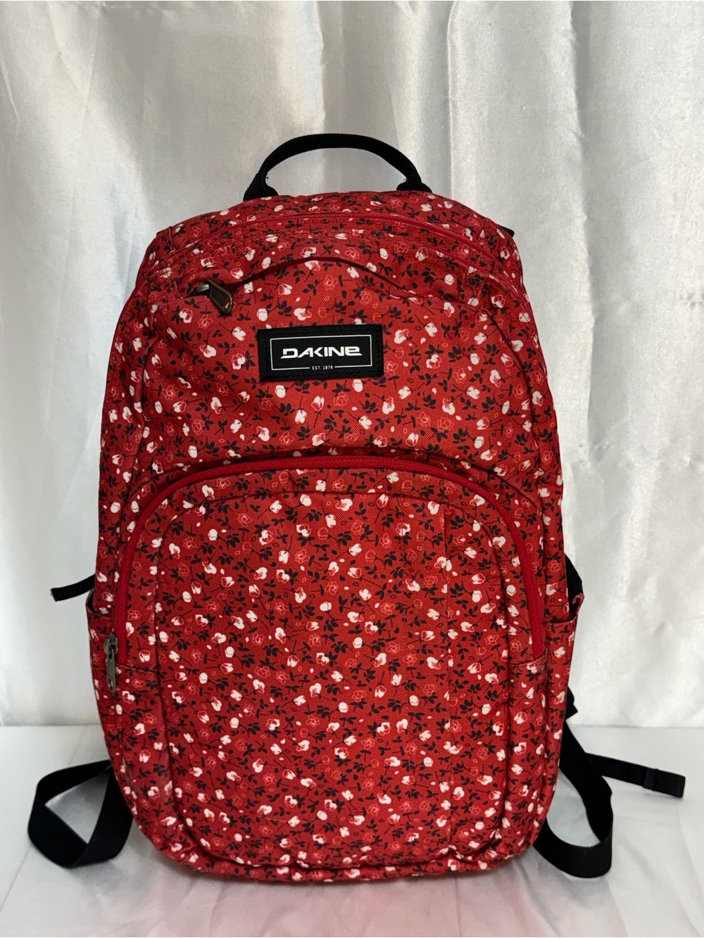 Dakine Campus Student Laptop Crimson Rose Floral Print Red Black White